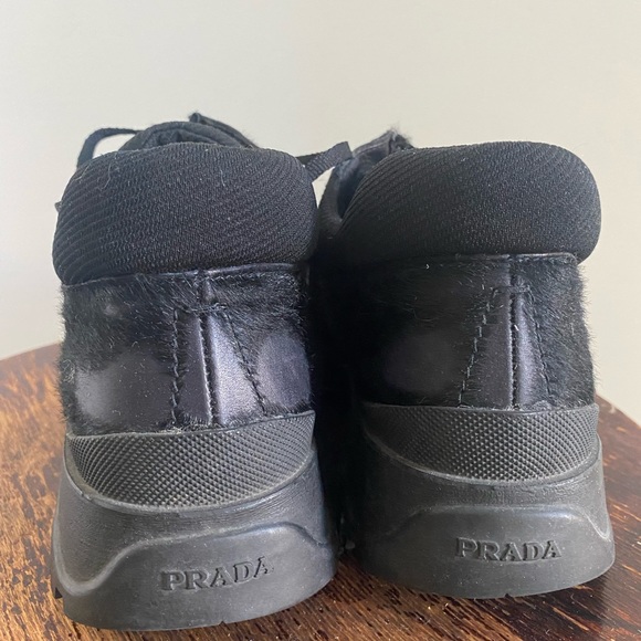 Prada pony hair ankle boots with chunky vibram soles size 36.5 - Picture 3 of 3